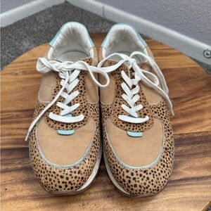 Madewell Tan and White Athletic Shoes